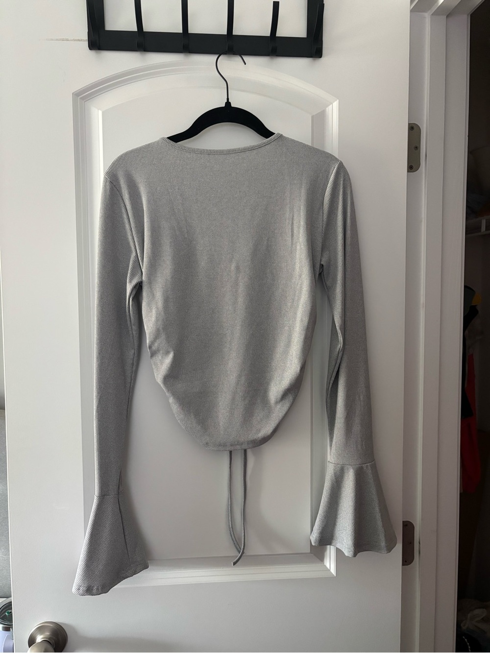 Fashion Nova Silver Tie-Front Long Sleeve Top - Picture 3 of 3